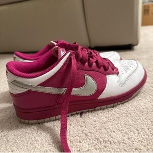 Nike Dunk Low Pink & White – 2004 Release – Worn Twice – Floral Insole